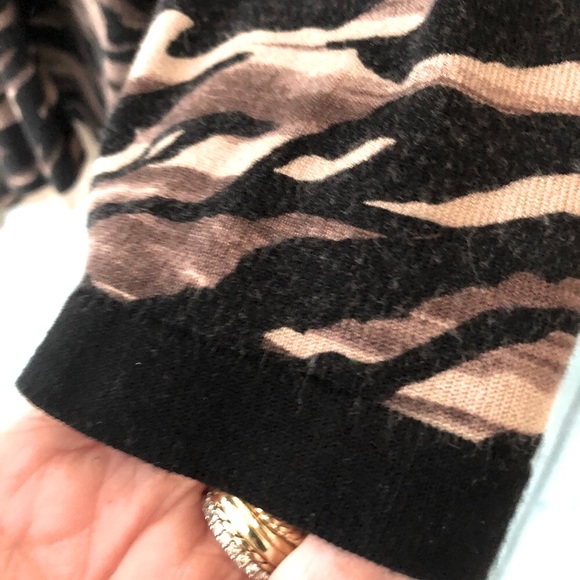 Animal print sweater in black, brown, & tan adorned with beads & rhinest… - Picture 7 of 12